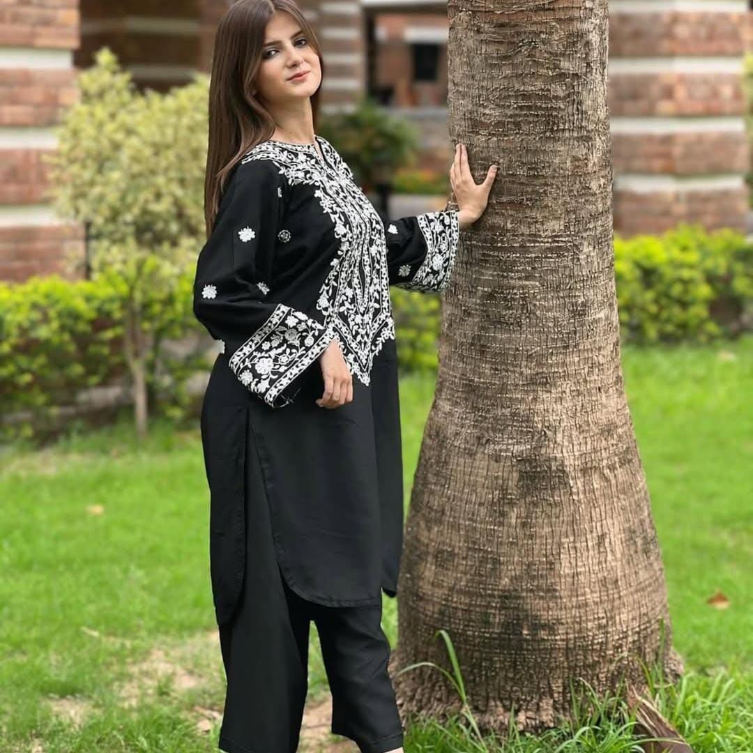 BLACK AND WHITE WINTER COTTON DRESS