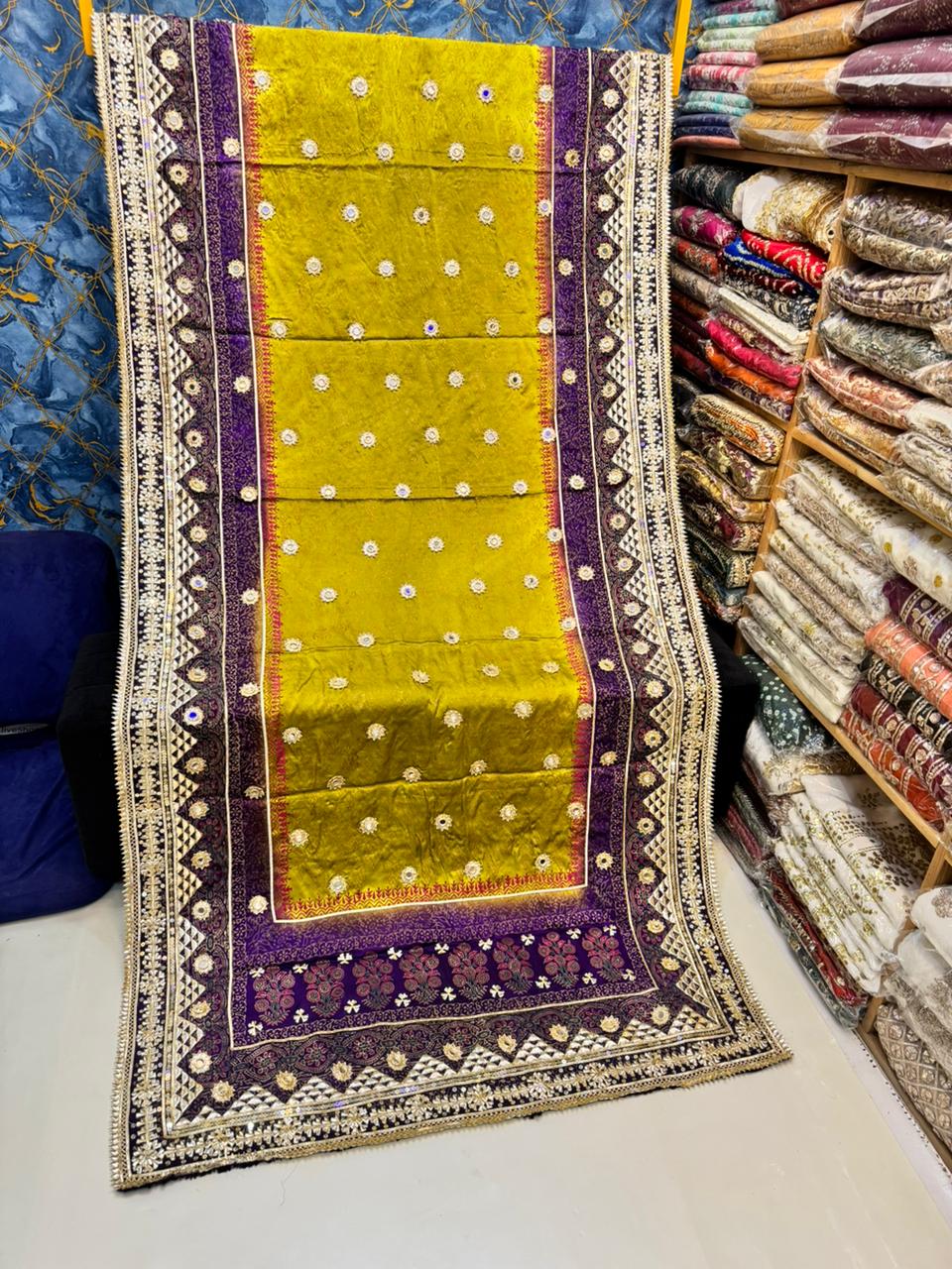 PREMIUM BLOCKPRINT SHAWL WITH GOTTA WORK