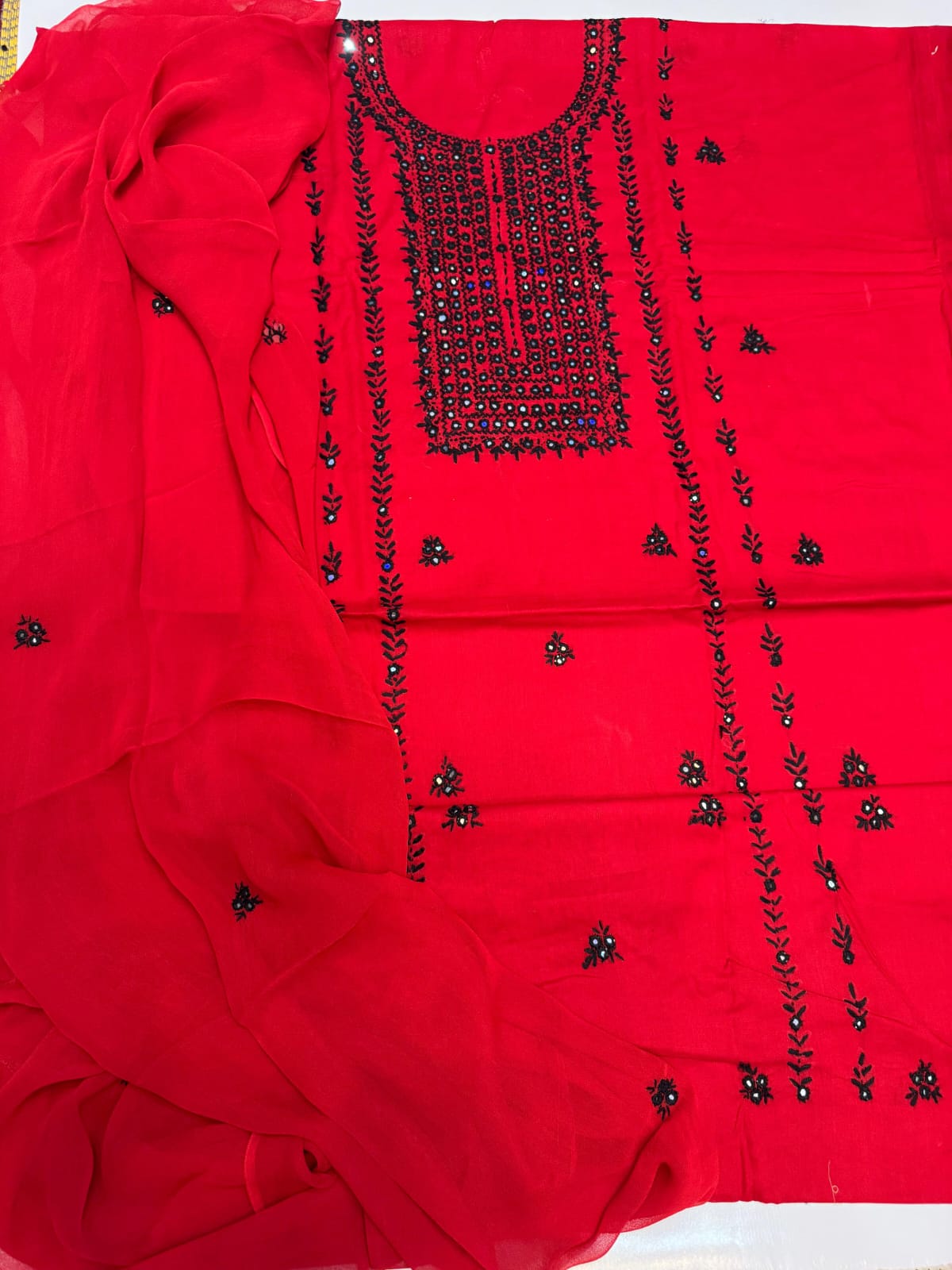 HAND EMBROIDERED LAWN PAKA SHEESHA DRESS