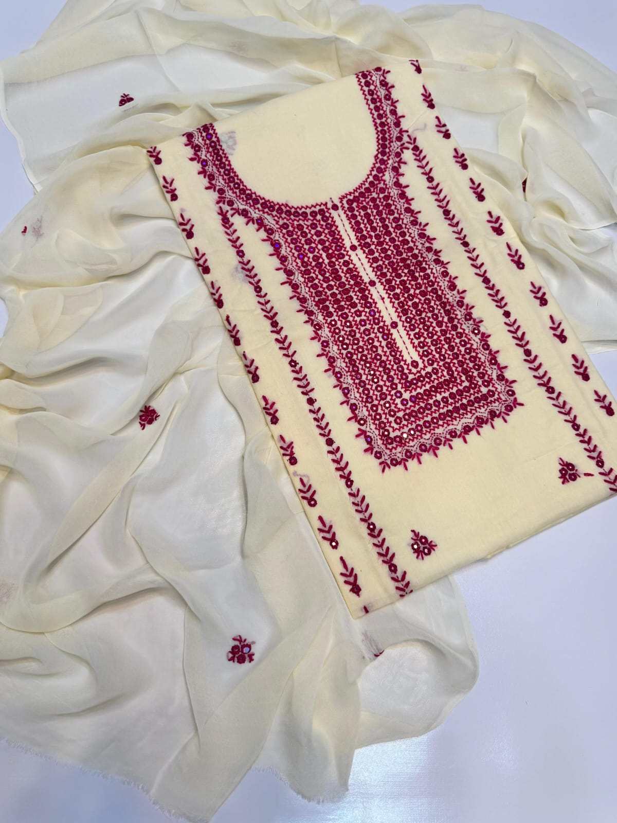 HAND EMBROIDERED LAWN PAKA SHEESHA DRESS