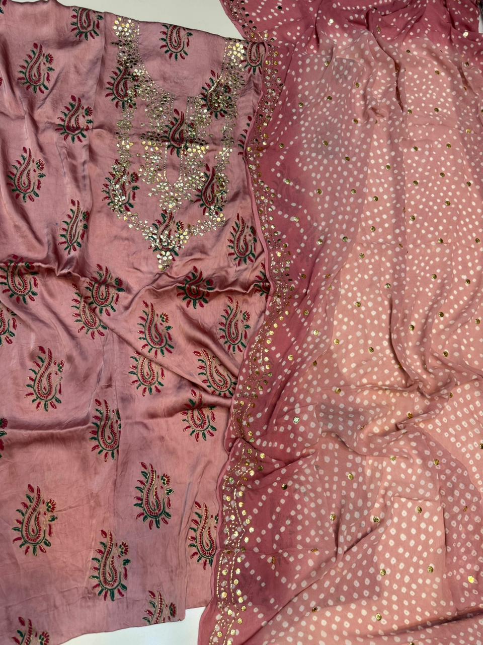 BLOCK PRINT SHIRT AND CHUNRI DUPATTA WITH MUKESH WORK